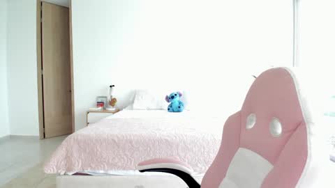 Snapshot of jessikapalmer chatting on 12/22/24, 03:44 online show from 12/22/24, 03:44