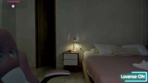 Snapshot of jessikapalmer chatting on 12/14/25, 11:15 online show from 12/14/25, 11:15