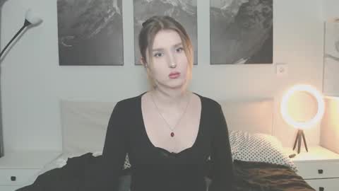 Snapshot of jessstonem chatting on 10/11/25, 08:40 jessstonem online show from 10/11/25, 08:40