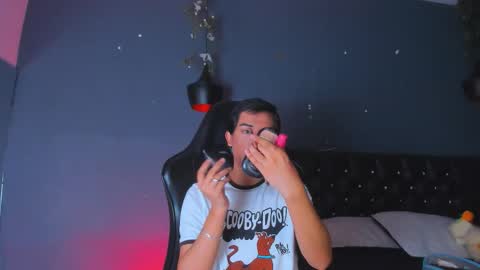 JESSY MATEUS online show from 11/19/25, 05:35