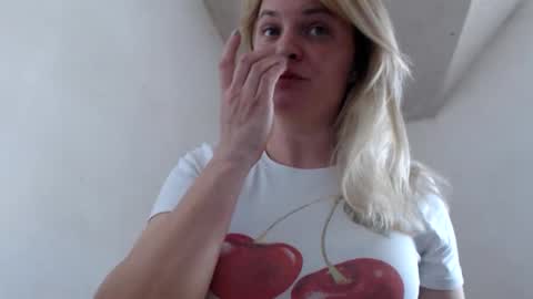 jessyangels online show from 04/07/26, 08:26