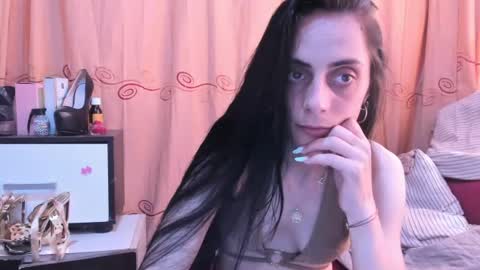 Snapshot of jessylonghair chatting on 07/17/26, 10:00 Jessylonghair online show from 07/17/26, 10:00