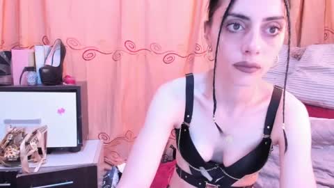 Snapshot of jessylonghair chatting on 07/18/26, 07:01 Jessylonghair online show from 07/18/26, 07:01