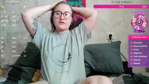 Bye everyone i cant see any reason to stay here wish u luck online show from 03/17/26, 06:17