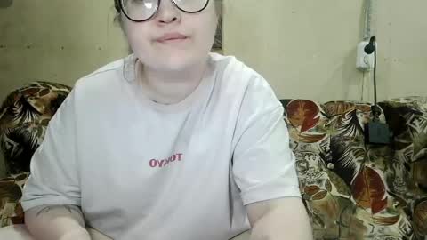 Bye everyone i cant see any reason to stay here wish u luck online show from 05/28/26, 09:50