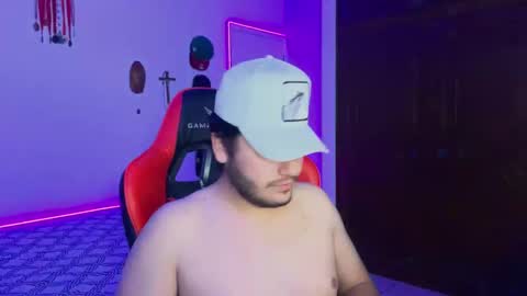 HotBoy online show from 01/11/25, 03:34