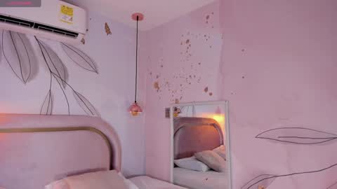 Jessica online show from 02/08/25, 03:52