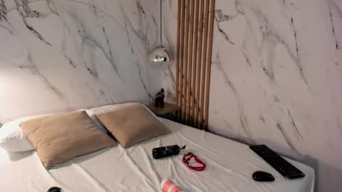 Jessica online show from 11/15/25, 04:03