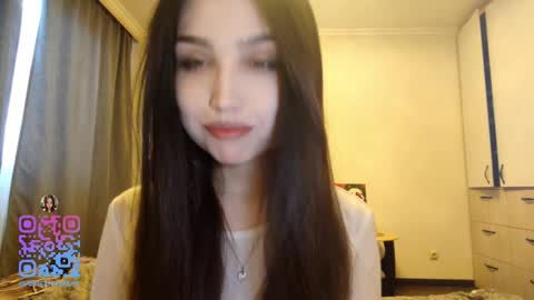 I am Gina ntmu Lets hit 10 Thumbs Up together online show from 02/12/26, 07:36