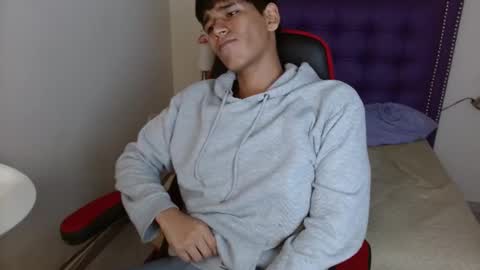 Snapshot of jettdread chatting on 03/06/25, 06:16 JETT DREAD online show from 03/06/25, 06:16