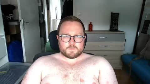 jeuneloup92 online show from 06/11/26, 03:54