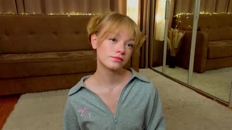 Gwen online show from 01/16/26, 08:29