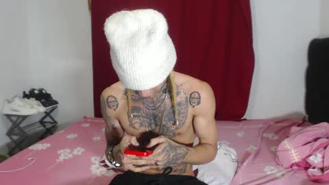 Snapshot of jeykob_23 chatting on 01/31/25, 07:18 JEYKOB online show from 01/31/25, 07:18