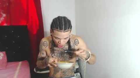 Snapshot of jeykob_23 chatting on 03/06/25, 07:43 JEYKOB online show from 03/06/25, 07:43