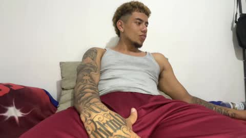 Snapshot of jeyzd25 chatting on 03/02/25, 02:41 Onlyfans Twitter online show from 03/02/25, 02:41