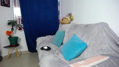 Camila online show from 11/21/25, 10:47