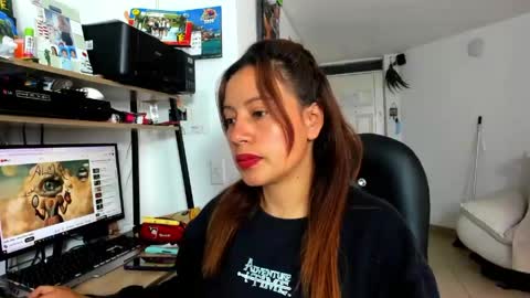 Camila online show from 06/05/26, 03:07