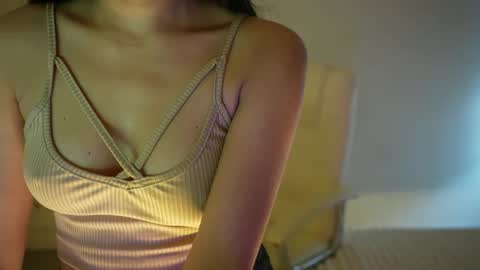 Snapshot of jhaanvi chatting on 01/16/26, 04:00 Jhaanvi online show from 01/16/26, 04:00