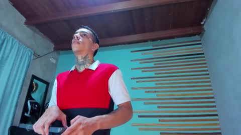 Jharol  online show from 01/18/26, 11:03