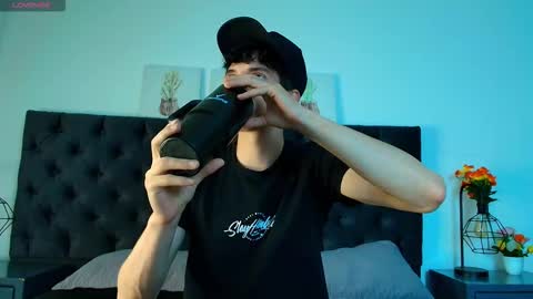 Jheampiero online show from 03/20/26, 10:14