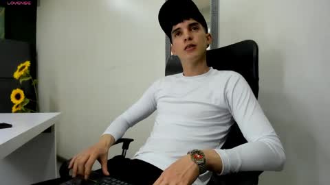 Jheampiero online show from 04/14/26, 07:20