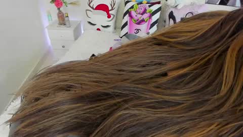  Candy  online show from 01/11/25, 10:40