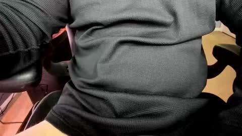 jhernandez13 online show from 04/20/26, 12:13