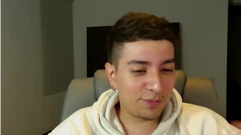 Jhoan Saenz online show from 10/06/25, 05:16