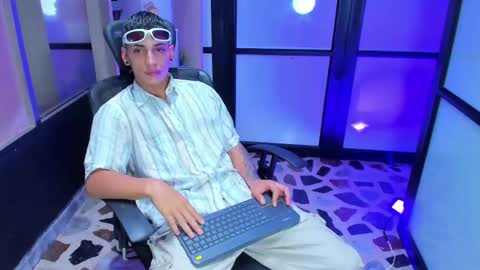 jhoanleandro online show from 02/15/25, 04:47