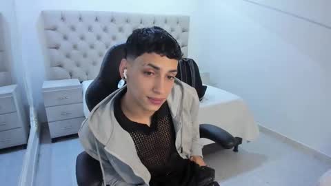 jhoanleandro online show from 01/18/26, 03:54