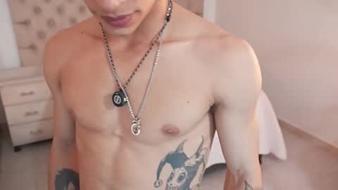 jhoanleandro online show from 02/08/26, 05:11