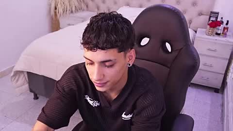 jhoanleandro online show from 04/01/26, 04:35