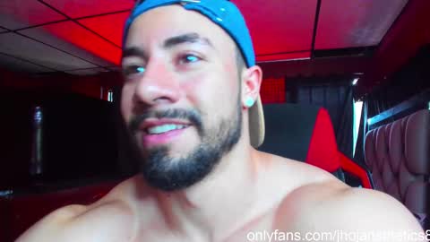 Jhojan Strong  online show from 11/10/25, 08:30