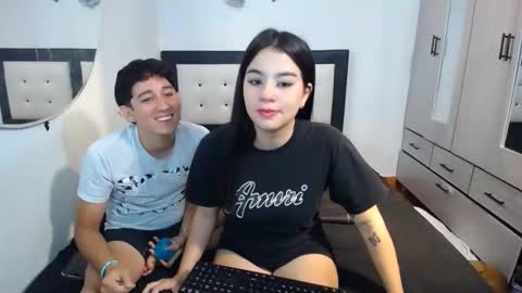 Jhon and nicolle online show from 11/26/25, 08:48