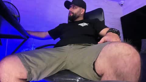 John Bear.... online show from 07/10/26, 11:24