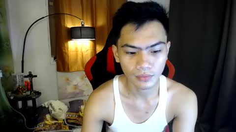 Snapshot of jhon_cummer chatting on 06/14/26, 01:02 jhon_cummer online show from 06/14/26, 01:02