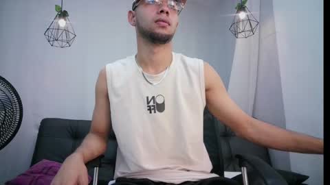 jhon_malo online show from 03/12/25, 03:46