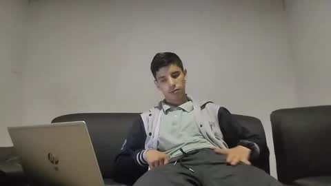 jhon online show from 12/11/24, 04:18