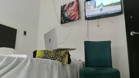 jhon online show from 01/20/25, 08:40