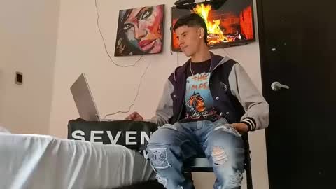 jhon online show from 02/06/25, 03:52