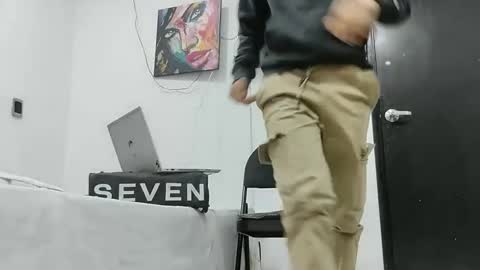 jhon online show from 02/24/25, 12:05