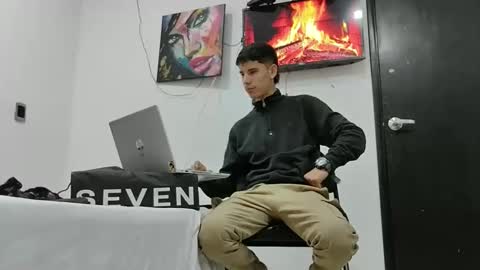 jhon online show from 02/24/25, 03:09