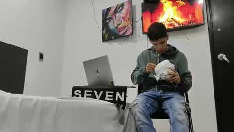 jhon online show from 02/28/25, 01:14