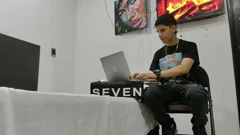 jhon online show from 03/01/25, 12:01