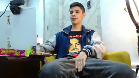 jhon online show from 10/17/25, 09:06