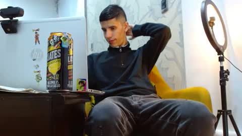 jhon online show from 11/04/25, 01:54