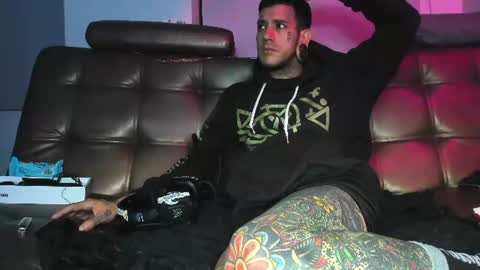 jhonny_ackerman online show from 07/05/26, 04:19