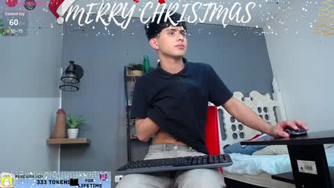 JHONNATHAN online show from 12/24/24, 01:06