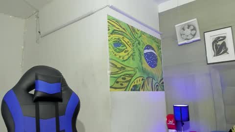 jhonny online show from 12/16/25, 03:33