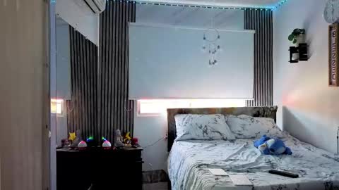 jhonny online show from 04/12/26, 05:29